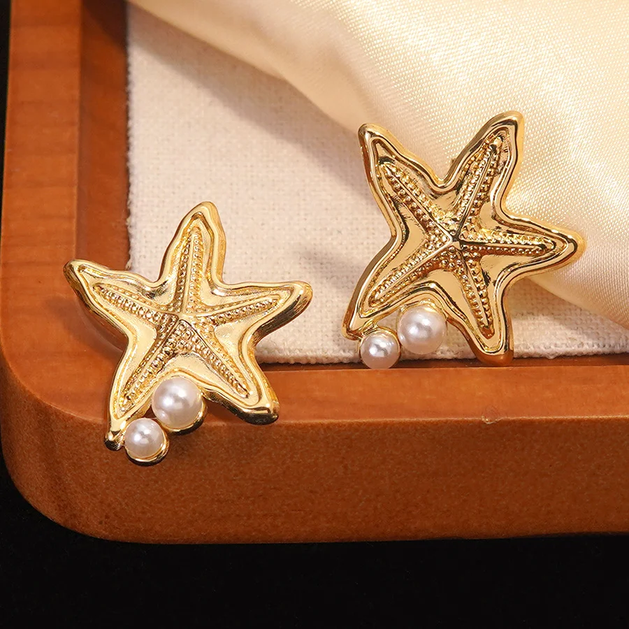 Fashion Earrings Design