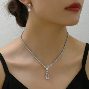 简约小清新女士耳环项链套装韩版镶嵌锆石水滴耳环百搭锁骨链锆石耳饰+项饰常规链14