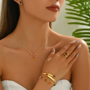 European Women'S Necklace Jewelry Designer Flower Earrings Bracelet Ring Set