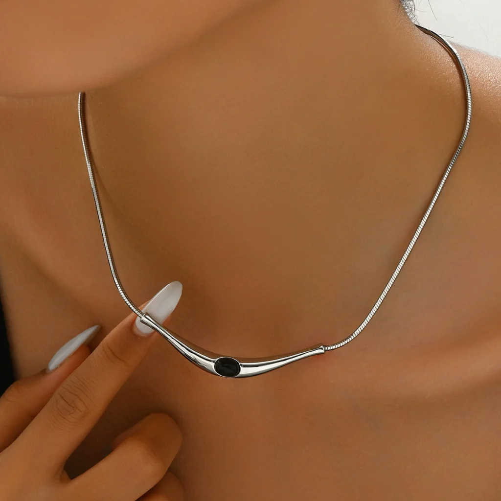Office Chic European Women'S Designer Necklace Inlaid Agate Long Choker Line