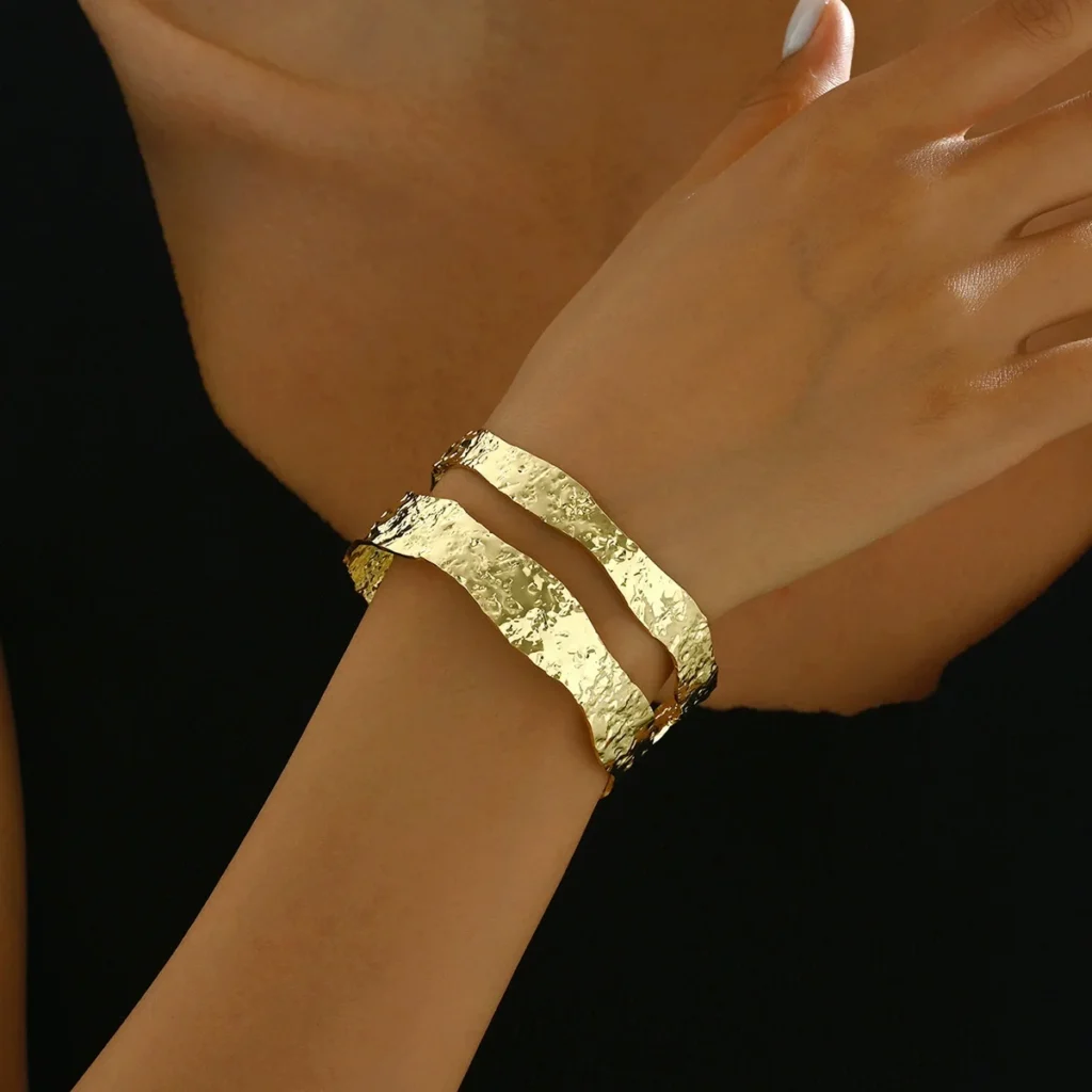 Fashion Luxury Open Bangle Designer Bangle Designer