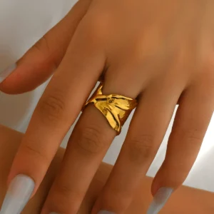 跨境欧美几何女士戒指百搭个性扭曲设计高级感开口指环百搭食指戒合金电镀活口4.21