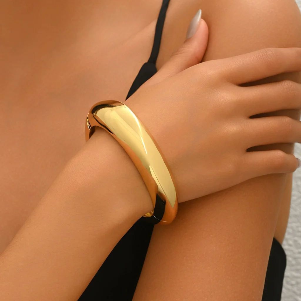 Vintage European Women'S Jewelry Polished Bangle Luxury Open Bangle European