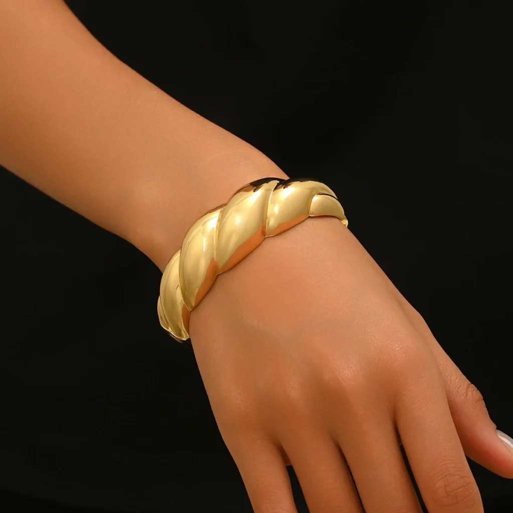 European Women'S Jewelry Geometric Polished Twisted Luxury Bangle Elegant Bangle European Elegant